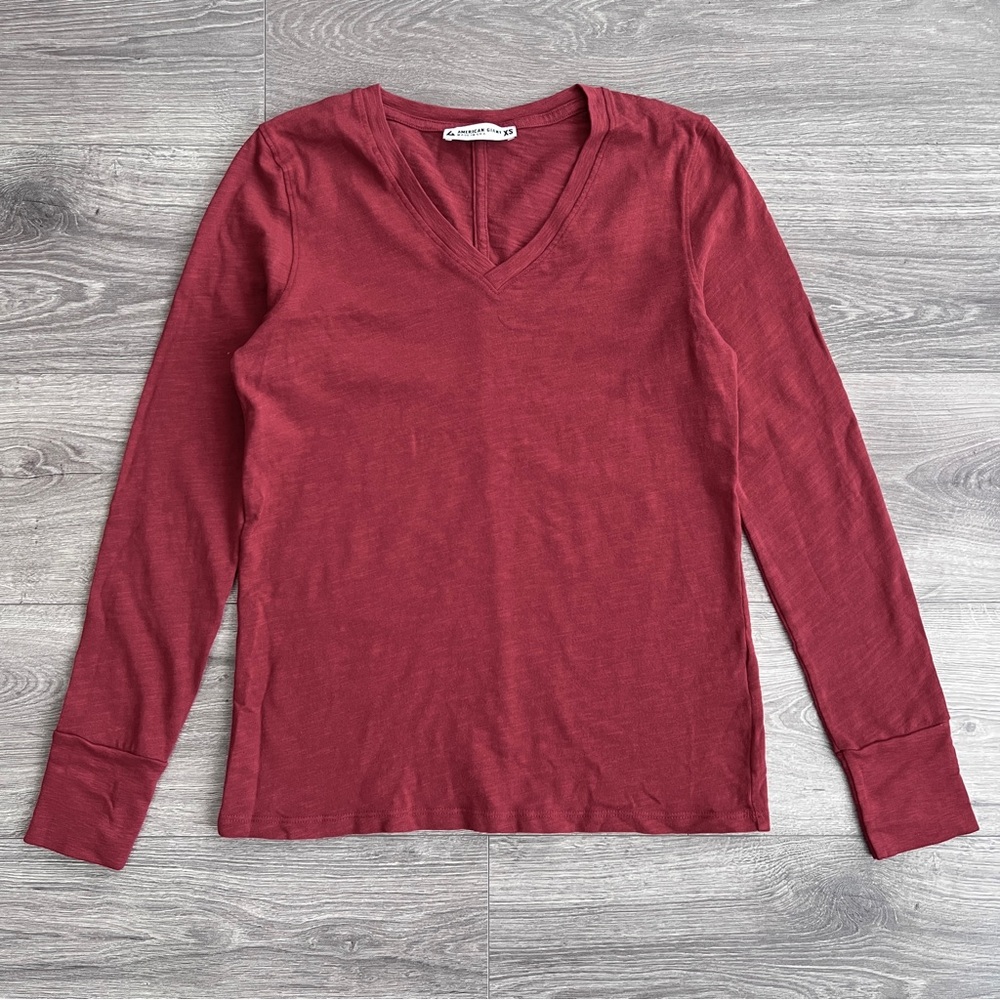 AMERICAN GIANT Womens Premium Slub Long Sleeve Tee XS Rust Red V-Neck Casual NEW